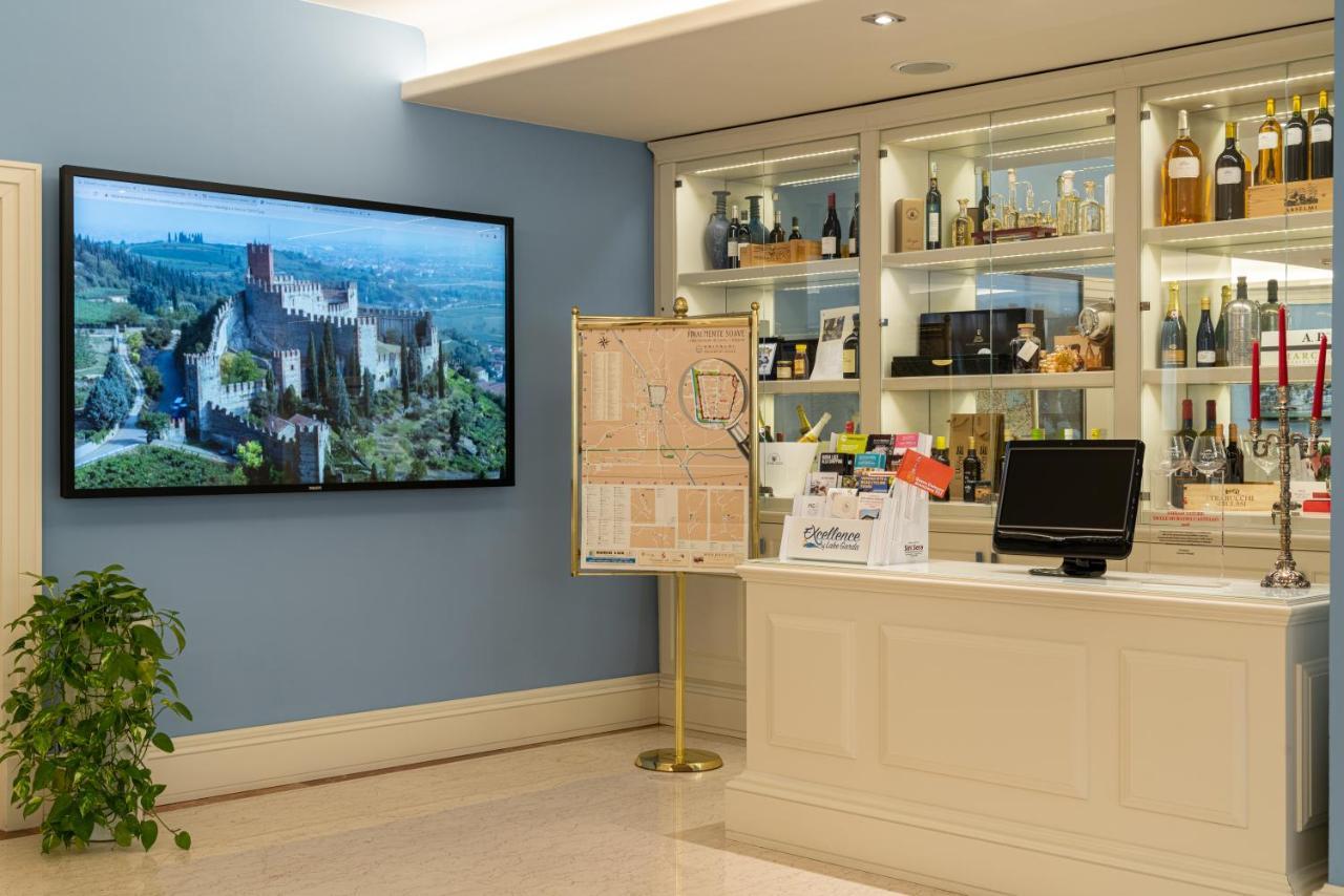 Soave Roxy Apartments Bagian luar foto