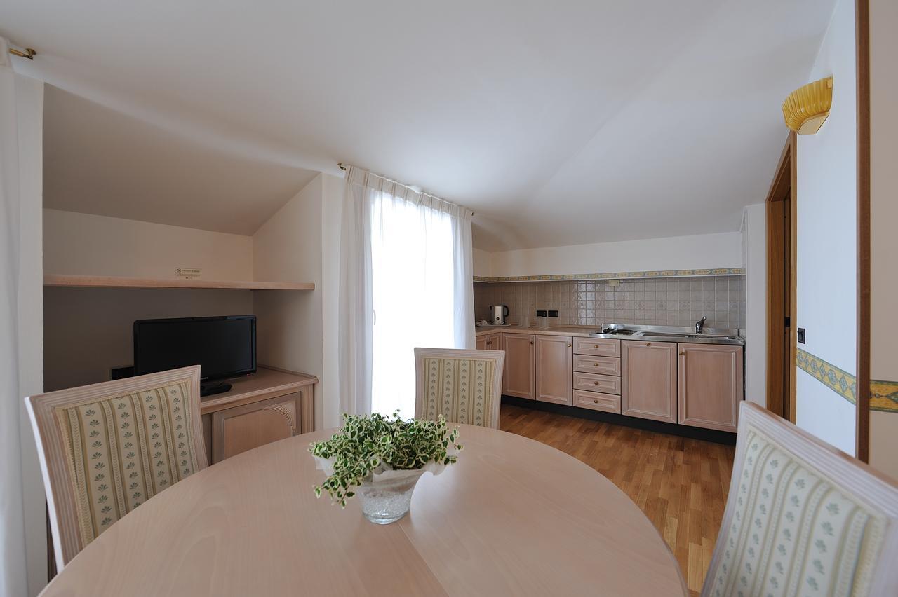 Soave Roxy Apartments Bagian luar foto